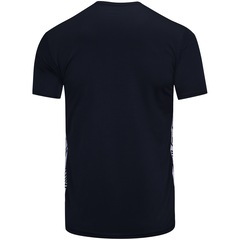 Camiseta Umbro TWR Docket New - Masculina - Foto 2