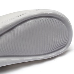 Chinelo Nike Victori - Slide - Masculino - Foto 7
