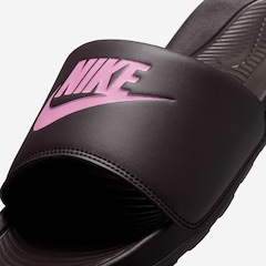 Chinelo Nike Victori One - Slide - Feminino - Foto 6