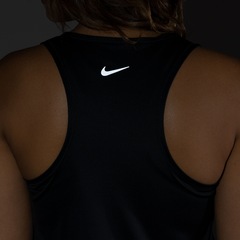Camiseta Regata Nike Swoosh Run Tank - Feminina - Foto 5