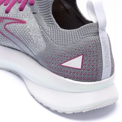 Tênis Brooks Levitate Stealthfit 5 - Feminino - Foto 8
