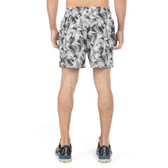 Bermuda Masculina ASICS Full Print 5" Assim 130P - Foto 3