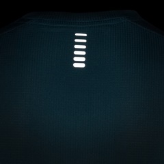 Camiseta Under Armour Speed Stride - Masculina - Foto 5