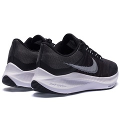 Tênis Nike Zoom Winflo 8 - Feminino - Foto 4