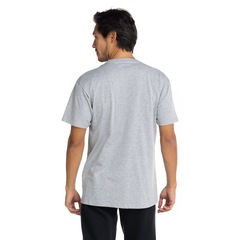 Camiseta Vans Manga Curta Full Patch - Masculina - Foto 3