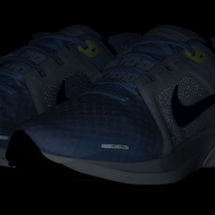 Tênis Nike Air Zoom Vomero 16 - Feminino - Foto 11