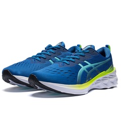 Tênis Asics Novablast 2 - Masculino - Foto 2