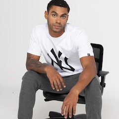 Camiseta New York Yankees MLB New Era Manga Curta Masculina Básico Essentials - Foto 6