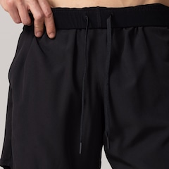 Bermuda ASICS Masculina 7" 2 Em 1 Mesh Lateral - Video 1