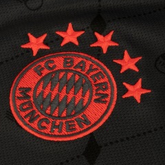 Camisa Bayern III 22/23 adidas - Feminino - Foto 10