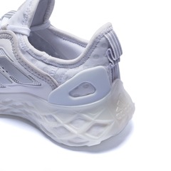 Tênis adidas Web Boost - Feminino - Foto 7