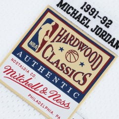 Camiseta Regata Chicago Bulls NBA Mitchell & Ness Authentic Jersey - Masculina - Foto 10