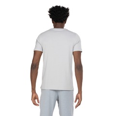 Camiseta Puma Manga Curta Mercedes-AMG Petronas Fórmula1 Essential Tee - Masculina - Foto 3