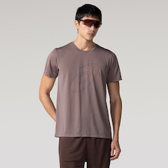 Camiseta ASICS Manga Curta Logo Espiral Crepe - Masculina - Foto 1