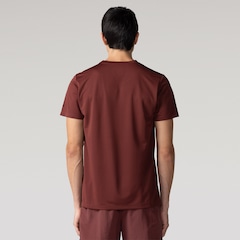 Camiseta ASICS Manga Curta Logo Espiral Crepe - Masculina - Foto 4