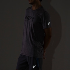 Camiseta ASICS Manga Curta Fugi - Masculina - Foto 3