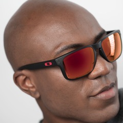 Óculos de Sol Oakley Holbrook XL Matte Black Warm Grey Prizm - Unissex - Foto 3