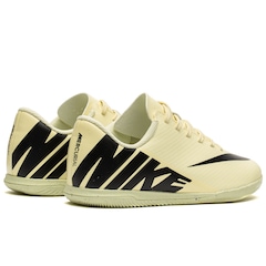 Chuteira Futsal Infantil Nike Mercurial Zoom Vapor 15 Club - Foto 4