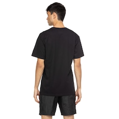 Camiseta Champion Manga Curta Classic Graphic - Masculina - Foto 3