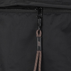Bolsa Nike Sportswear Essentials Tote - 26 Litros - Foto 7