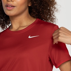 Camiseta Feminina Nike Dri-Fit Legend - Foto 6