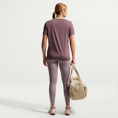 Camiseta Feminina Nike Dri-Fit Legend - Foto 2
