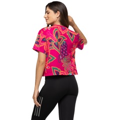 Camiseta adidas Manga Curta Farm - Feminina - Foto 3