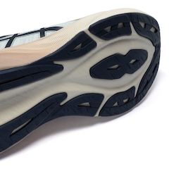 Tênis ASICS Novablast 3 - Feminino - Foto 9