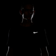 Camiseta Masculina Nike Manga Curta com Proteção UV Miler - Foto 4