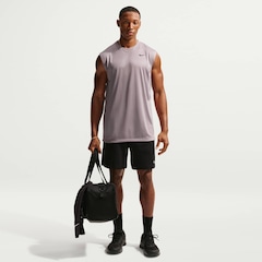 Camiseta Regata Nike Dri-FIT Legend - Masculina - Foto 3