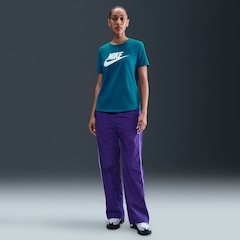 Camiseta Feminina Nike Manga Curta Sportswear Essential Icon - Foto 5