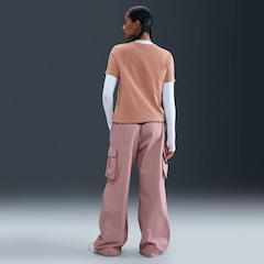 Camiseta Feminina Nike Manga Curta Sportswear Essential Icon - Foto 3