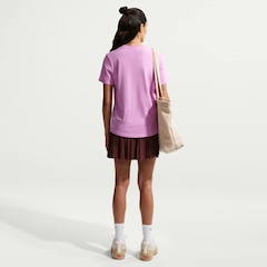Camiseta Feminina Nike Manga Curta Sportswear Essential Icon - Foto 3