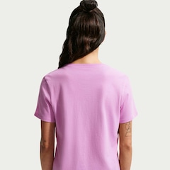 Camiseta Feminina Nike Manga Curta Sportswear Essential Icon - Foto 5