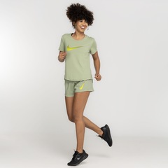 Short Feminino Nike Swoosh Veneer Vers - Foto 7