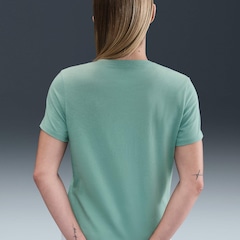 Camiseta Feminina Nike Manga Curta Sportswear Club - Foto 3