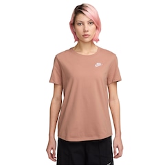 Camiseta Feminina Nike Manga Curta Sportswear Club - Foto 1