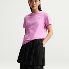 Camiseta Feminina Nike Manga Curta Sportswear Club - Foto 4