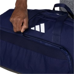 Mala adidas Duffle Tiro - 39,5 Litros - Foto 2