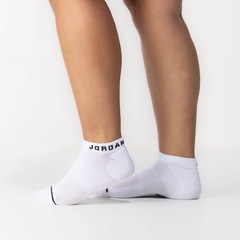 Kit de Meias Cano Invisível Jordan Dri-Fit Masculino com 3 Pares - Foto 9