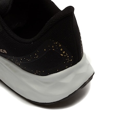 Tênis New Balance Fresh Foam ARISHIV4 - Feminino - Foto 7