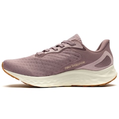 Tênis New Balance Fresh Foam ARISHIV4 - Feminino - Foto 3