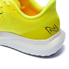 Tênis New Balance Fuelcell Rebel V3 - Masculino - Foto 7