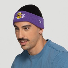 Gorro Los Angeles Lakers New Era NBA Offline Suriv Blk - Adulto - Foto 2
