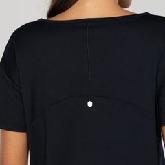Camiseta Feminina Under Armour Manga Curta Rush Energy - Foto 7