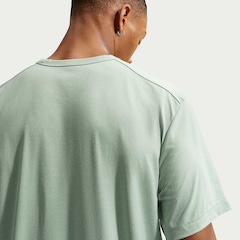 Camiseta Masculina Nike Manga Curta Dri-Fit UV Hyverse - Foto 5