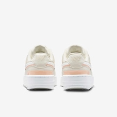 Tênis Nike Gamma Force - Feminino - Foto 5