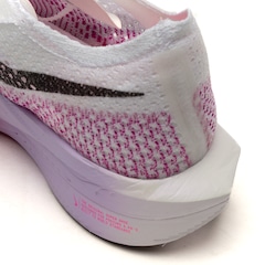 Tênis Nike ZoomX Vaporfly Next% 3 - Feminino - Foto 7