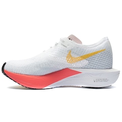 Tênis Nike ZoomX Vaporfly Next% 3 - Feminino - Foto 4