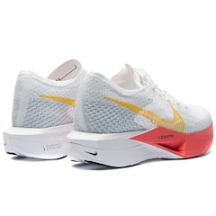 Tênis Nike ZoomX Vaporfly Next% 3 - Feminino - Foto 5